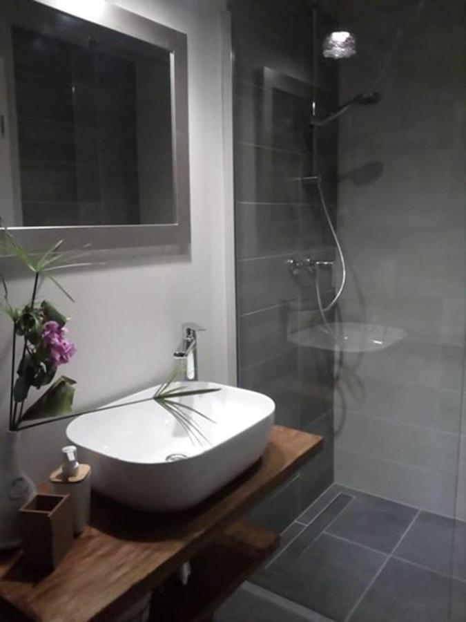 Apartments By The Sea Lokva Rogoznica, Omis - 4821 외부 사진