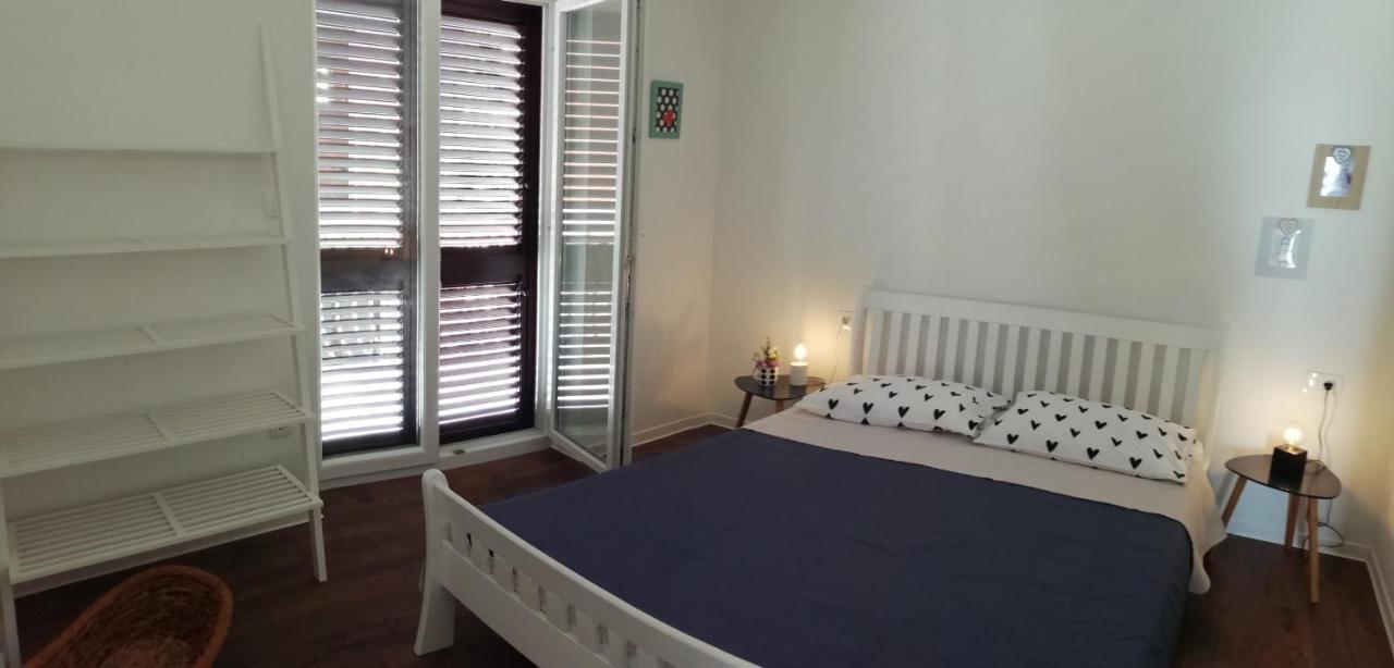 Apartments By The Sea Lokva Rogoznica, Omis - 4821 외부 사진
